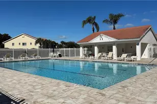 7824 Emerald Cir, Naples, FL 34109 - Photo 41