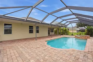 8091 Allamanda Ct, Lehigh Acres, FL 33972 - Photo 39