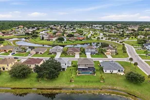 8091 Allamanda Ct, Lehigh Acres, FL 33972 - Photo 7