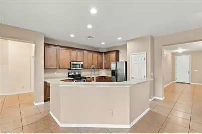 8091 Allamanda Ct, Lehigh Acres, FL 33972 - Photo 17