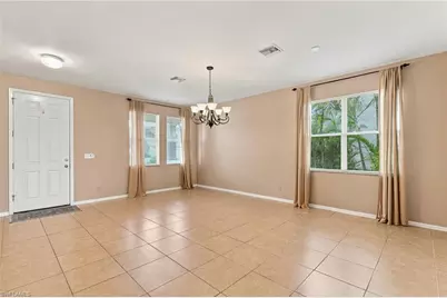 8091 Allamanda Ct, Lehigh Acres, FL 33972 - Photo 9