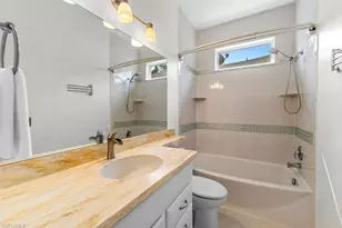 689 Crossfield Cir, Naples, FL 34104 - Photo 15