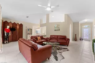 689 Crossfield Cir, Naples, FL 34104 - Photo 29