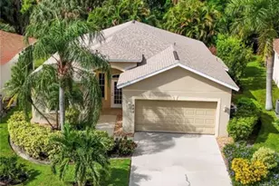 689 Crossfield Cir, Naples, FL 34104 - Photo 1