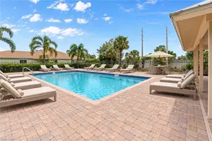 689 Crossfield Cir, Naples, FL 34104 - Photo 49