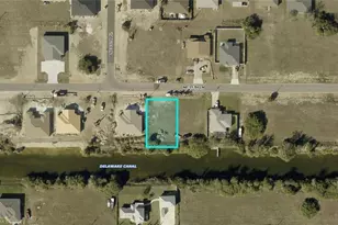1022 NE 15th Ln, Cape Coral, FL 33909 - Photo 1