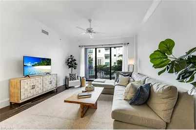 1030 3rd Ave S #215, Naples, FL 34102 - Photo 1