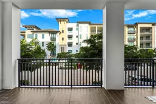 1030 3rd Ave S, Naples, FL 34102 - Photo 19