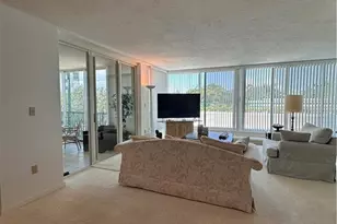 7515 Pelican Bay Blvd, Naples, FL 34108 - Photo 9