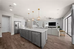 16344 Camden Lakes Cir, Naples, FL 34110 - Photo 7