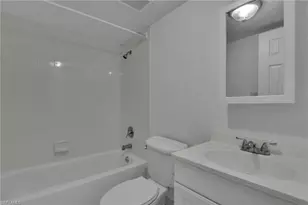 4617 Bayshore Dr, Naples, FL 34112 - Photo 15