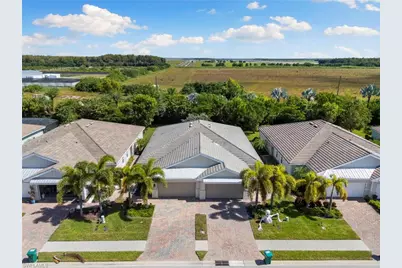 14731 Edgewater Cir, Naples, FL 34114 - Photo 23