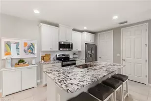 14731 Edgewater Cir, Naples, FL 34114 - Photo 43