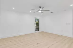 16 Kings Rd, Naples, FL 34112 - Photo 9