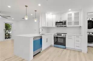 16 Kings Rd, Naples, FL 34112 - Photo 13
