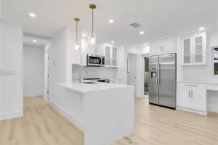 16 Kings Rd, Naples, FL 34112 - Photo 11