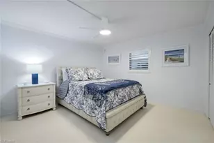 222 Harbour Dr, Naples, FL 34103 - Photo 13