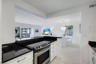 222 Harbour Dr, Naples, FL 34103 - Photo 11
