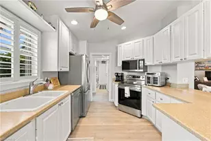 8181 Xenia Ln, Naples, FL 34114 - Photo 5