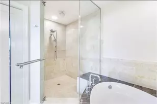 9115 Strada Pl, Naples, FL 34108 - Photo 17