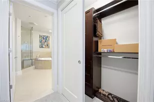 9115 Strada Pl, Naples, FL 34108 - Photo 15