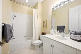 795 Bentwater Cir, Naples, FL 34108 - Photo 29