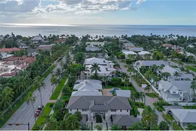295 5th Ave S, Naples, FL 34102 - Photo 29