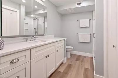 250 7th Ave S #202, Naples, FL 34102 - Photo 15