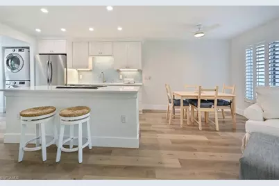 250 7th Ave S #202, Naples, FL 34102 - Photo 7