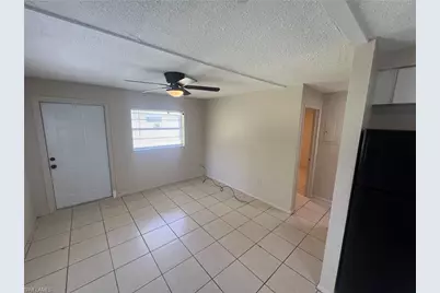 3920 Lora St, Fort Myers, FL 33916 - Photo 3