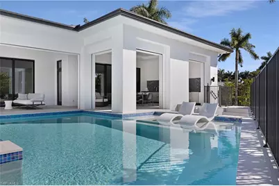 2485 Crayton Rd, Naples, FL 34103 - Photo 15