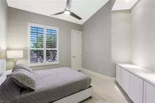 107 Colonade Cir, Naples, FL 34103 - Photo 15