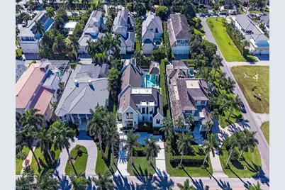 636 13th Ave S, Naples, FL 34102 - Photo 37
