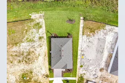 17892 Shade Tree Loop, Punta Gorda, FL 33982 - Photo 27