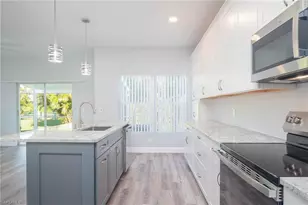 6119 Lakefront Dr, Fort Myers, FL 33908 - Photo 11
