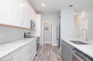 6119 Lakefront Dr, Fort Myers, FL 33908 - Photo 13