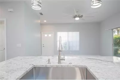 6119 Lake Front Dr, Fort Myers, FL 33908 - Photo 9