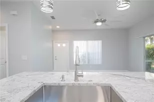 6119 Lakefront Dr, Fort Myers, FL 33908 - Photo 9