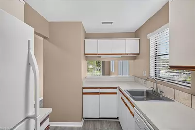 5365 Treetops Dr #S206, Naples, FL 34113 - Photo 11