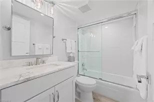 1300 Gulf Shore Blvd N, Naples, FL 34102 - Photo 17