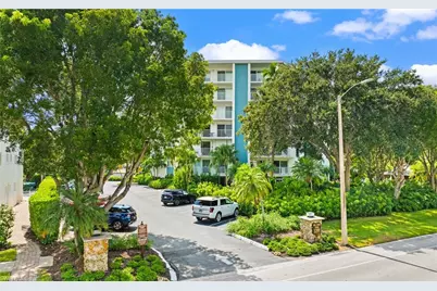 1300 Gulf Shore Blvd N #701, Naples, FL 34102 - Photo 19