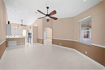 1405 Mariposa Cir #11202, Naples, FL 34105 - Photo 17