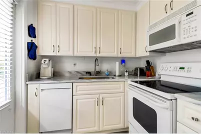 207 8th Ave S #207A, Naples, FL 34102 - Photo 9