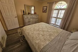 668 Mardel Ct, Naples, FL 34104 - Photo 13
