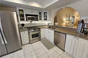 668 Mardel Ct, Naples, FL 34104 - Photo 11