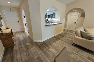 668 Mardel Ct, Naples, FL 34104 - Photo 23