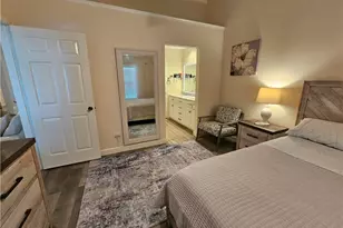 668 Mardel Ct, Naples, FL 34104 - Photo 31