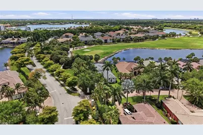 10500 Via Balestri Dr, Fort Myers, FL 33913 - Photo 3