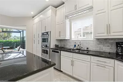 10500 Via Balestri Dr, Fort Myers, FL 33913 - Photo 15