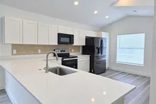 2520 Brookstone Dr, Kissimmee, FL 34744 - Photo 3